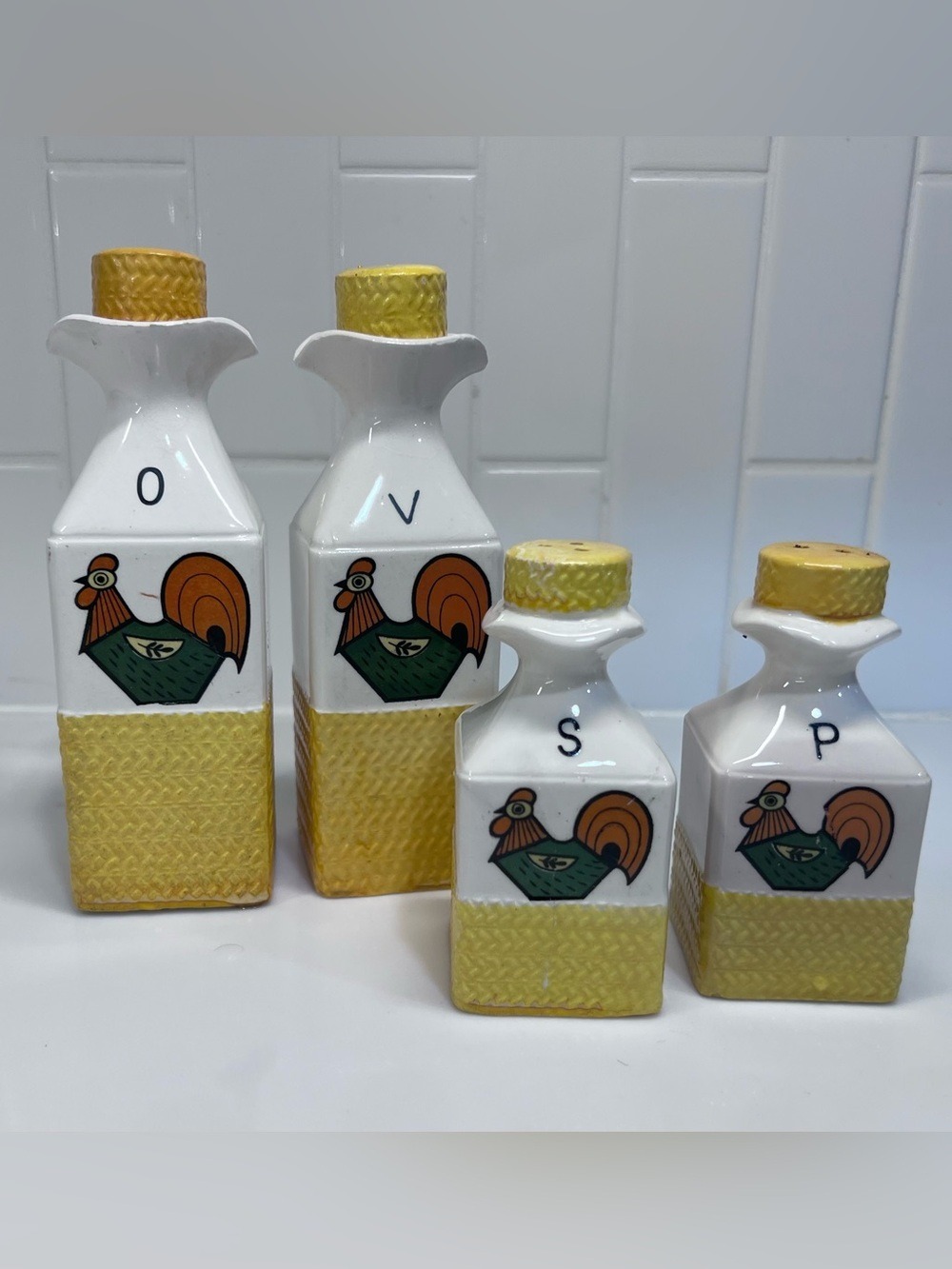 Vintage 1970’s Rooster Farmhouse Condiment Container Set Salt Pepper Oil Vinegar